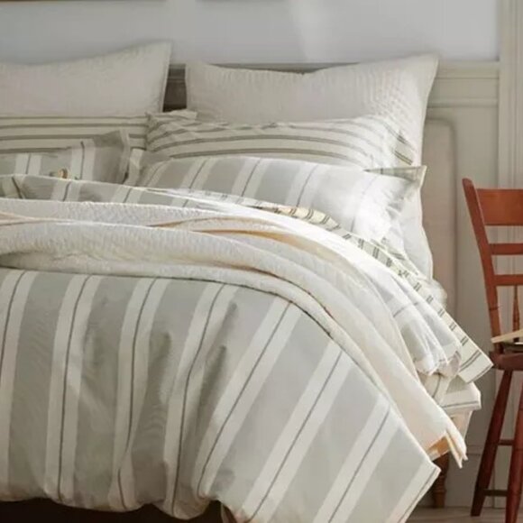 he Company Store Company Cotton™ Wide Stripe Percale Duvet Cover - Picture 2 of 4